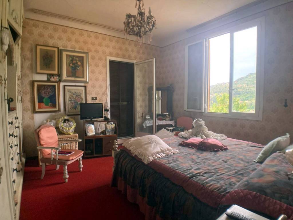 Casa indipendente a Ventimiglia in Semi-centrale - Foto 5