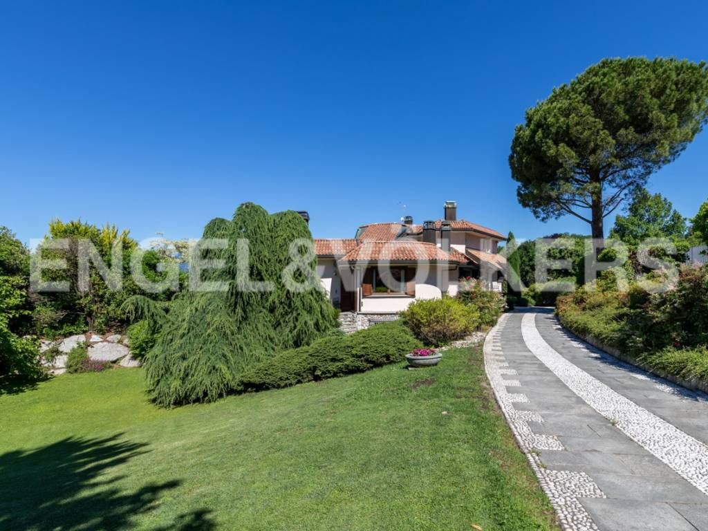 Villa a Besozzo in Via Monte Grappa - Foto 3