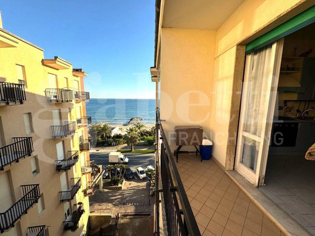 Appartamento a Andora in Via Aurelia, 158 - Foto 2