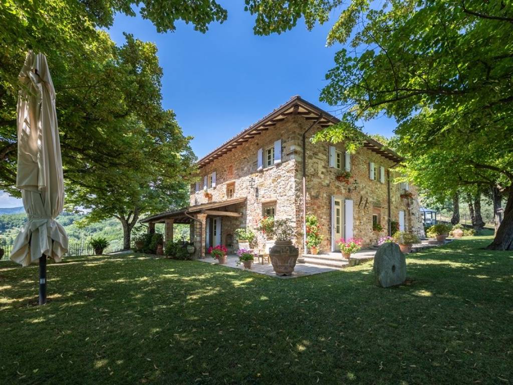 Villa a Vaiano in Via dell'Olmo - Foto 3