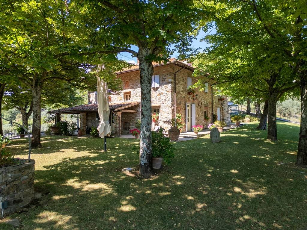 Villa a Vaiano in Via dell'Olmo - Foto 4