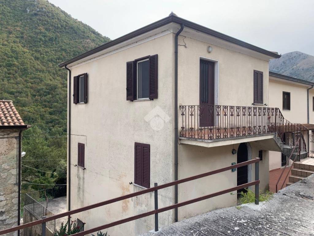 Casa indipendente a Casalvieri in Via Plauto - Foto 2