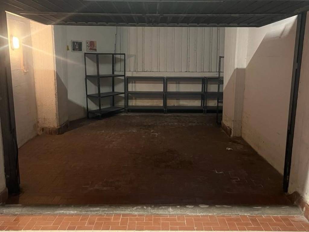 Box / garage a Varazze in Via Milano, 25 - Foto 5