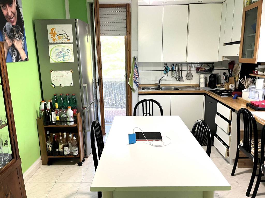 Appartamento a Fermignano in Via Paolo Volponi - Foto 4