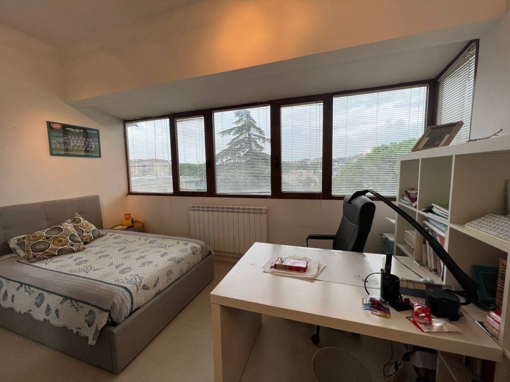 Appartamento a Benevento in Viale degli Atlantici - Foto 4