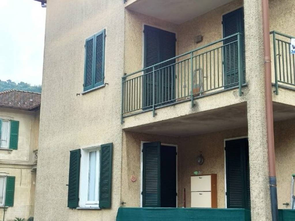 Appartamento a Besano in Via L. Franzosi, 2 - Foto 2