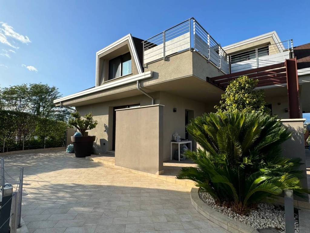 Villa a Frosinone in Via Vetiche - Foto 3