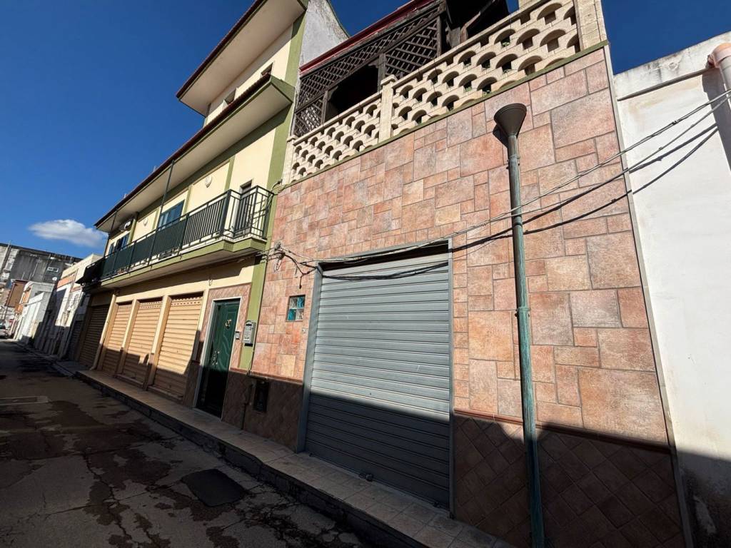 Appartamento a Pulsano in VIA TOMA, 19 - Foto 2