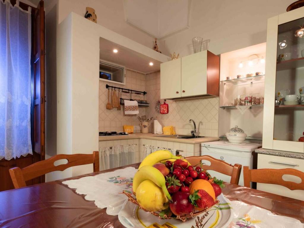 Casa indipendente a Ostuni in Via Matteo Renato Imbriani - Foto 3