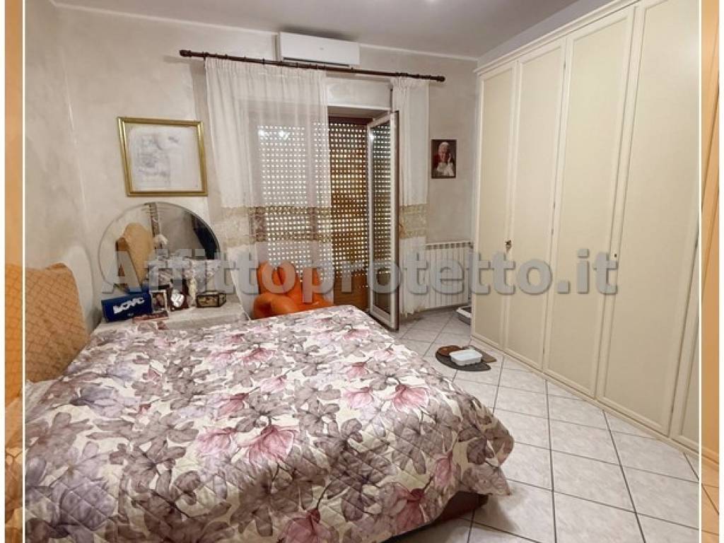 Appartamento a Formia in Piazza Vincenzo Bonomo - Foto 5