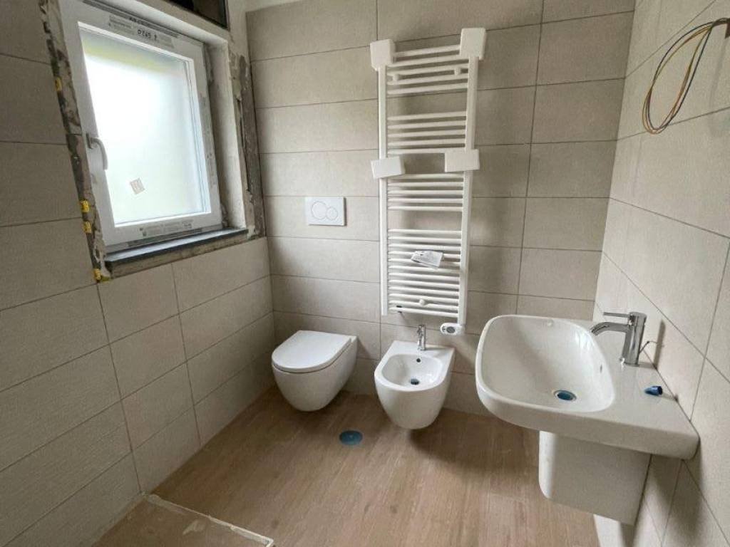 Appartamento a Salerno in Via Paradiso di Pastena - Foto 4