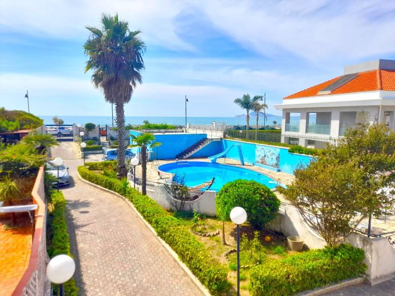 Villa a Formia in Lungomare CittÃ di Ferrara - Foto 2