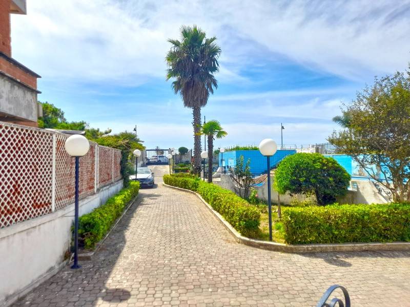 Villa a Formia in Lungomare CittÃ di Ferrara - Foto 5