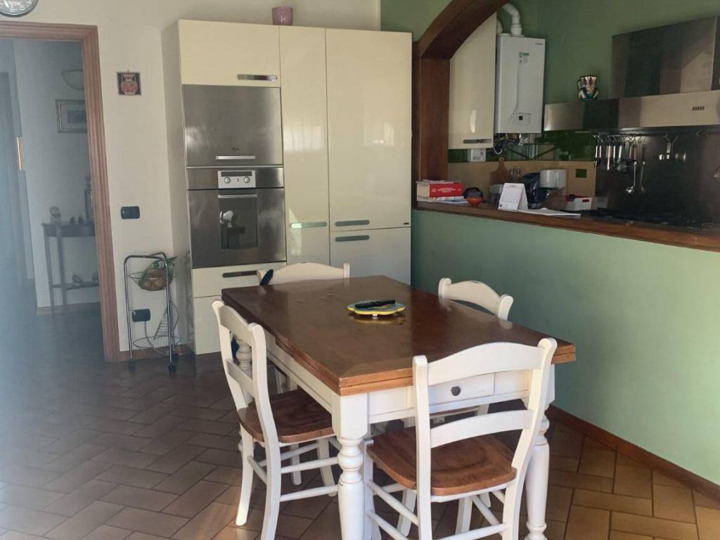 Appartamento a Città di castello in Viale Abetone, 23 - Foto 3