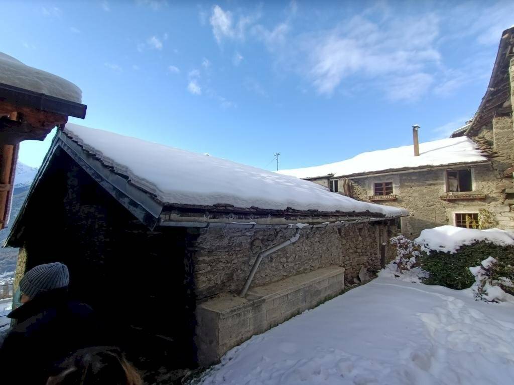 Rustico / casale a La salle in Frazione Cheverel, 25 - Foto 3