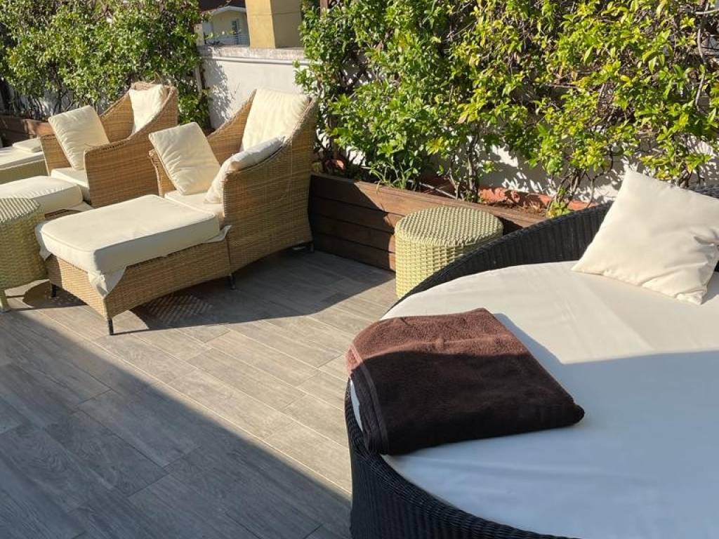 Attico / mansarda a Riccione in Viale Vincenzo Monti, 14 - Foto 4