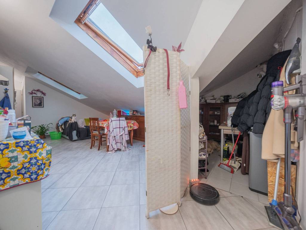 Attico / mansarda a Asti in Via Francesco Cirio, 34 - Foto 4
