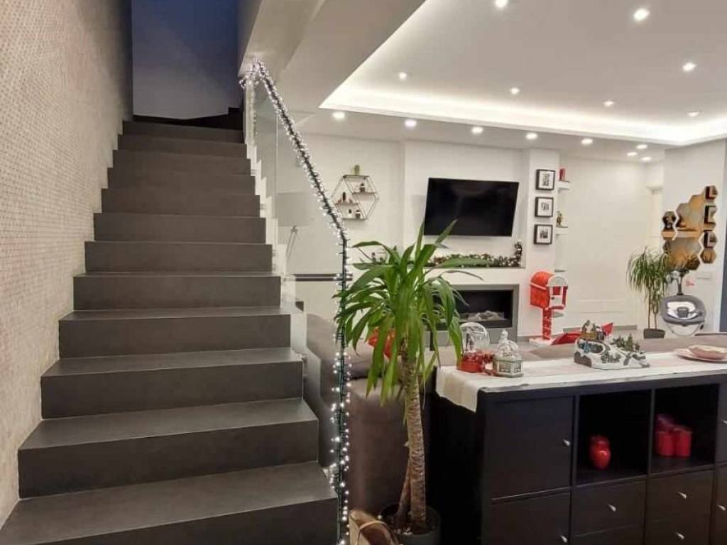 Villa a Cava de' tirreni in Via Giuseppe Vitale - Foto 2
