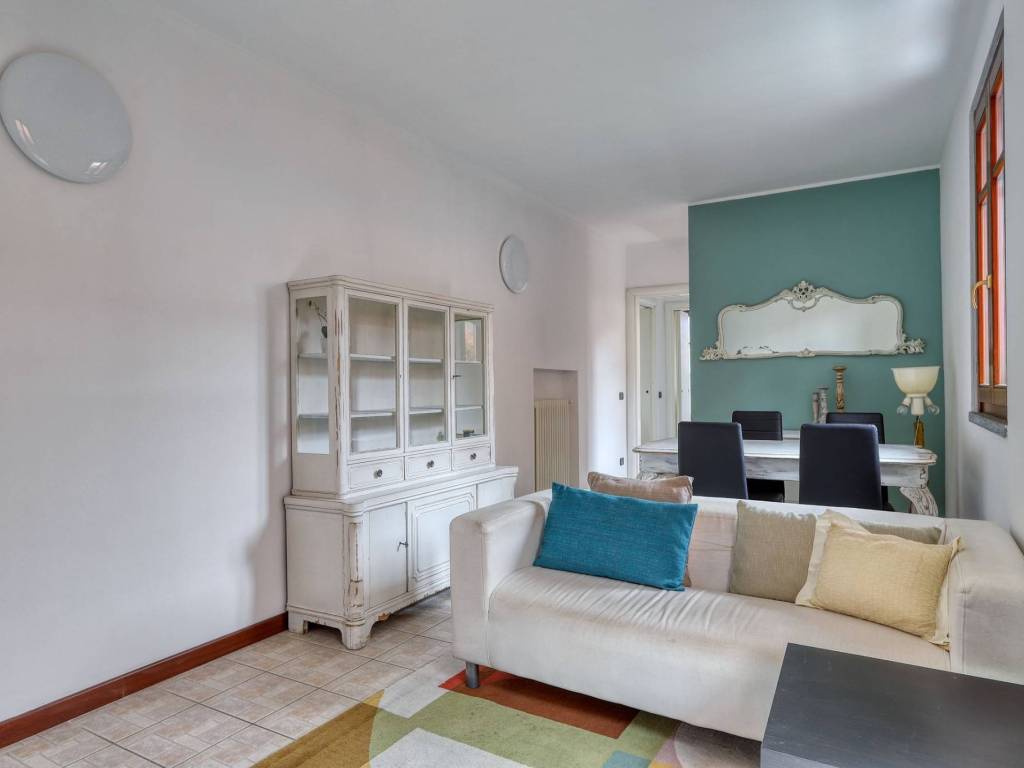 Appartamento a Luino in Via Alessandro Manzoni - Foto 4