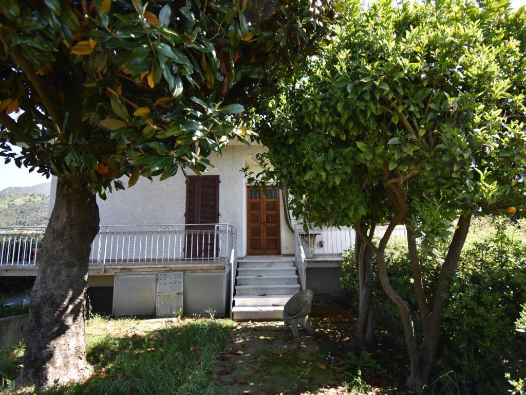 Villa a Pietrasanta in Via dei Mughetti - Foto 4