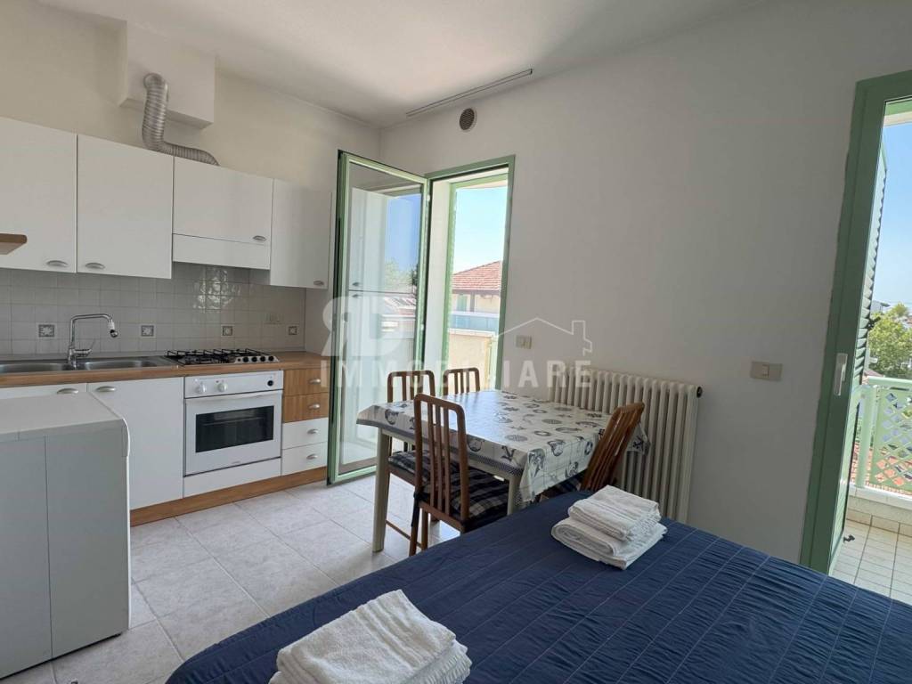 Appartamento a Riccione in Viale Alessandro Volta - Foto 5