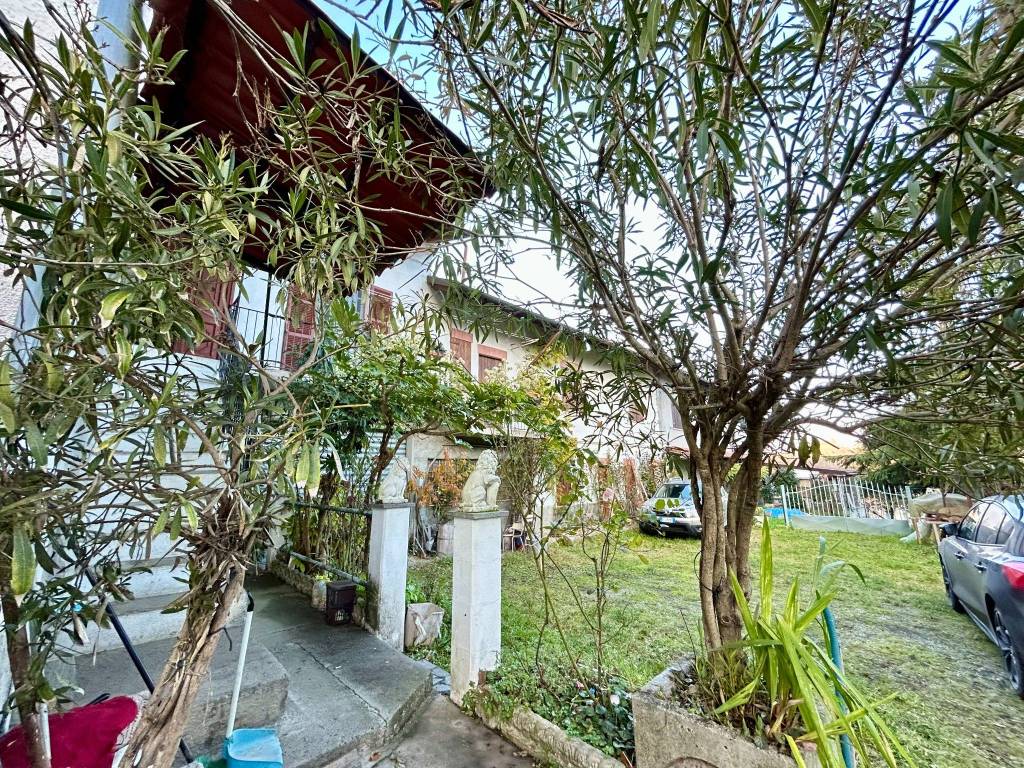 Casa indipendente a Acqui terme in Piazza San Guido, 49 - Foto 2