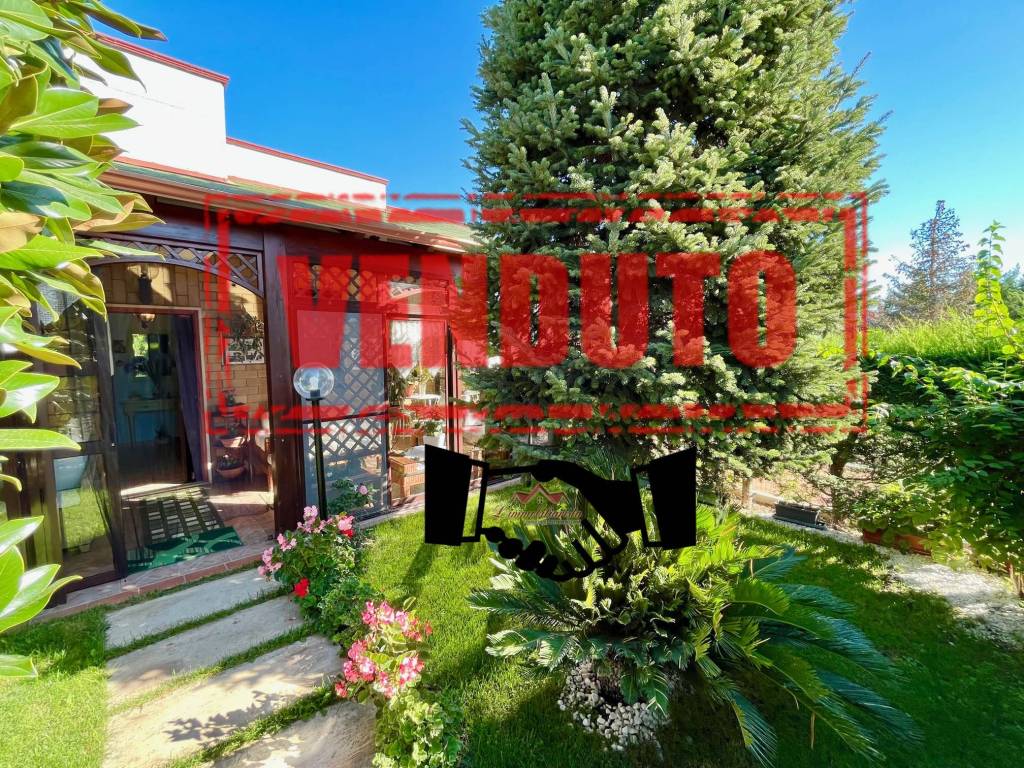 Villetta a schiera a Cassano delle murge in Contrada Fra Diavolo - Foto 1