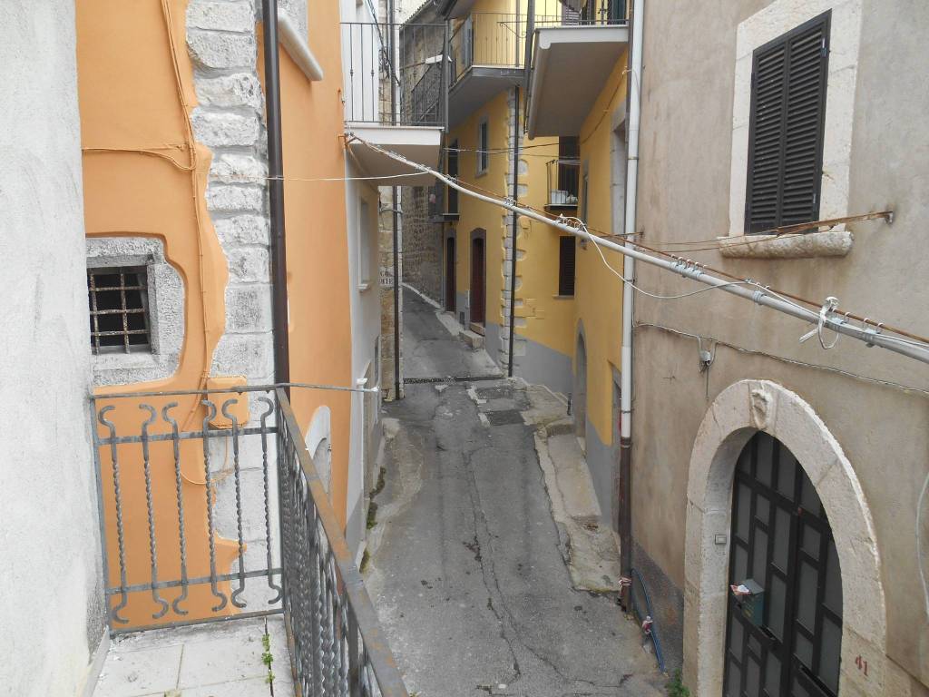 Appartamento a Cusano mutri in Via San Giovanni, 40 - Foto 2
