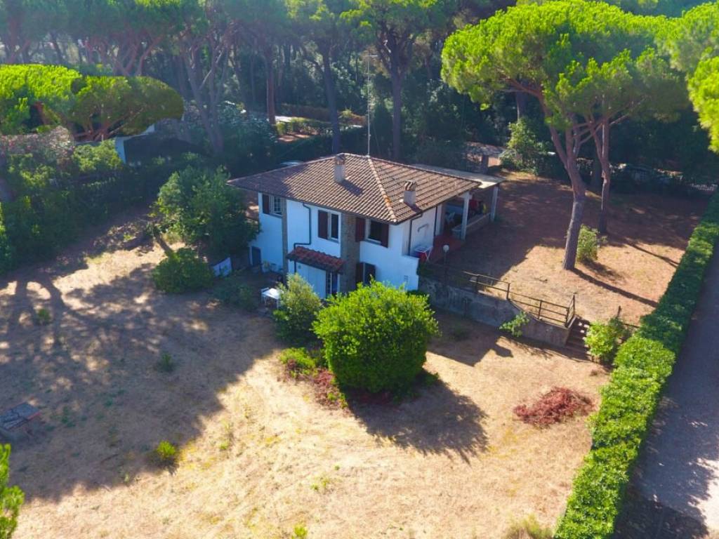 Villa a Castiglione della pescaia in Strada Provinciale delle Rocchette, 56 - Foto 2