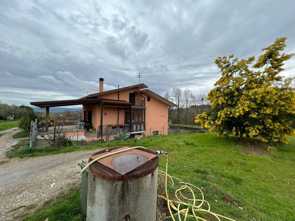 Villa a San giorgio del sannio in Via Principe Carlo Spinelli - Foto 5