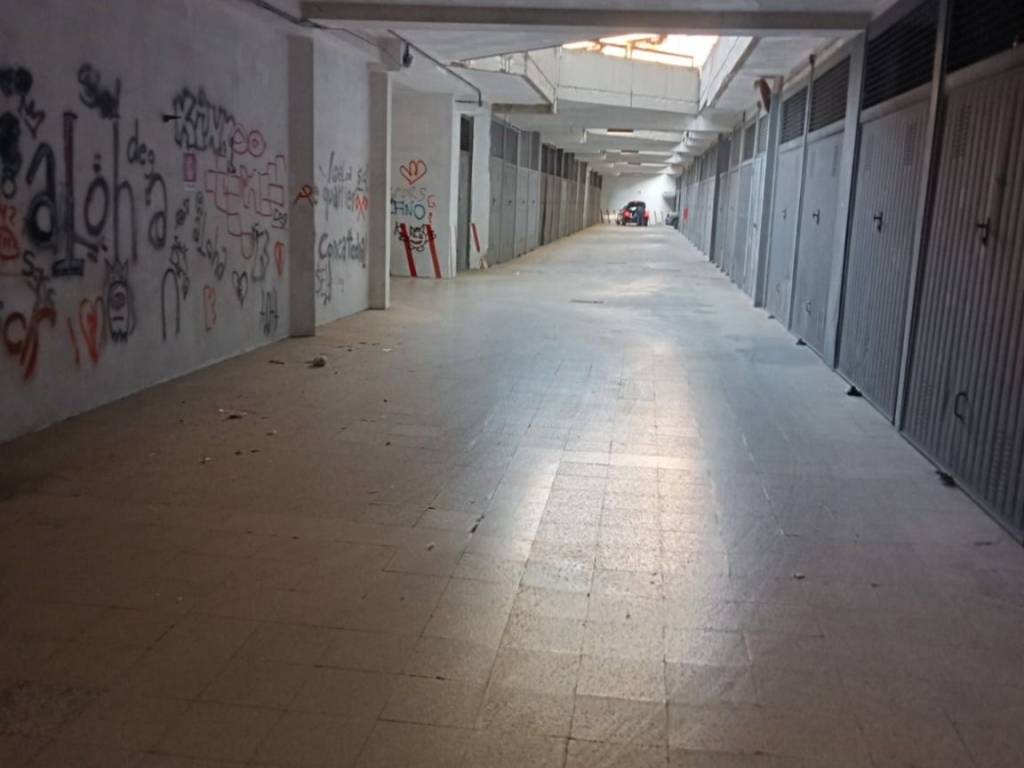 Box / garage a Taranto in Via Pisa, 4 - Foto 4