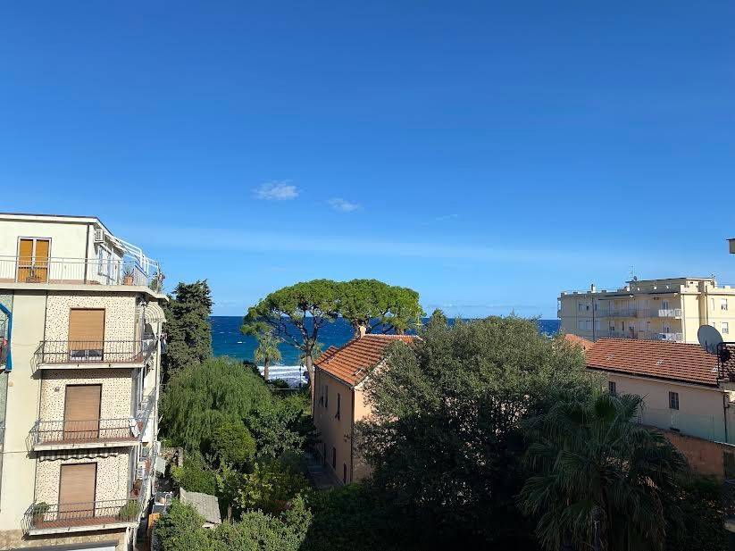 Appartamento a Laigueglia in Via Roma, 46 - Foto 3