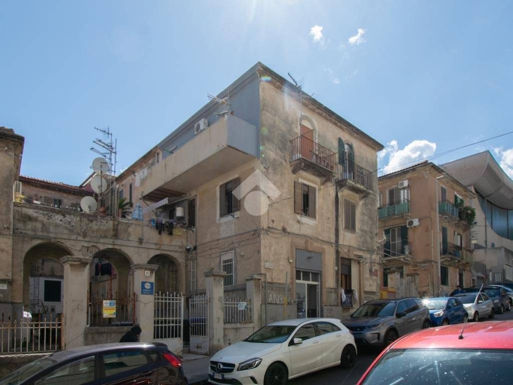 Appartamento a Messina in Via Leopoldo Nicotra, 17 - Foto 2