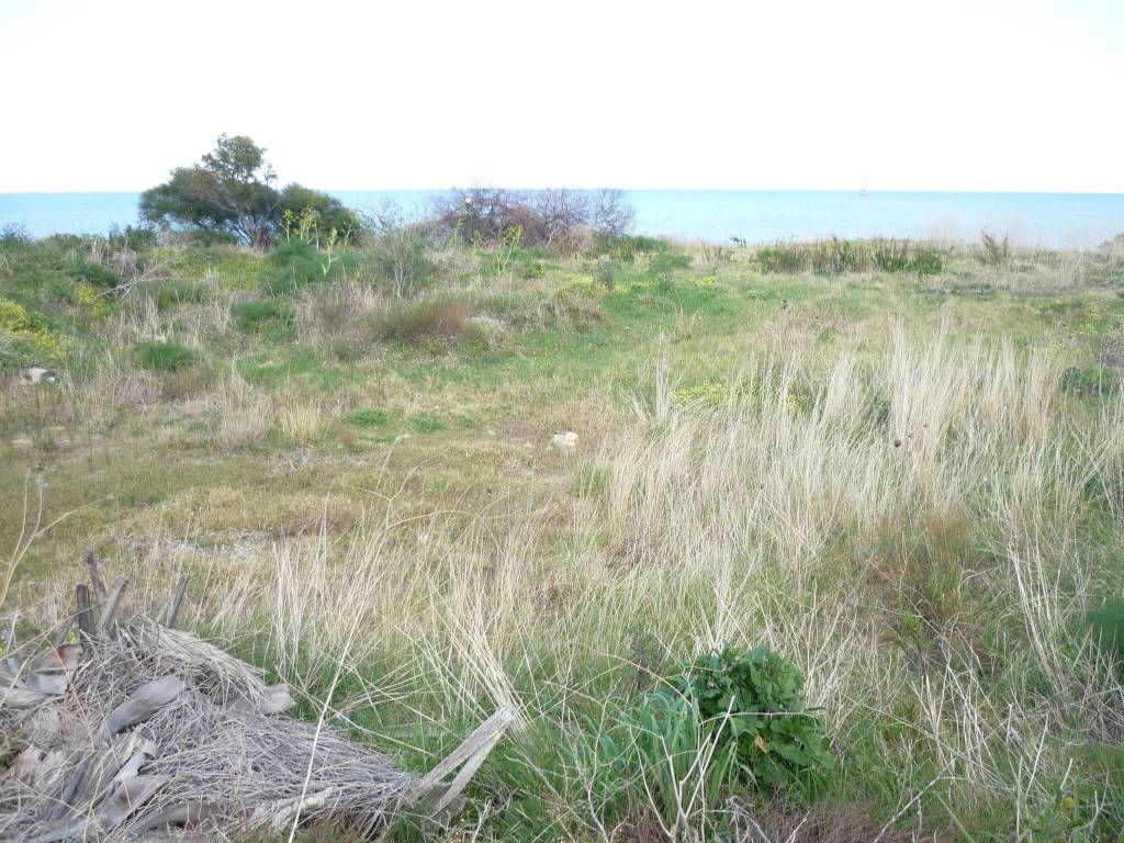 Terreno a Crotone in Via Poseidonia - Foto 3