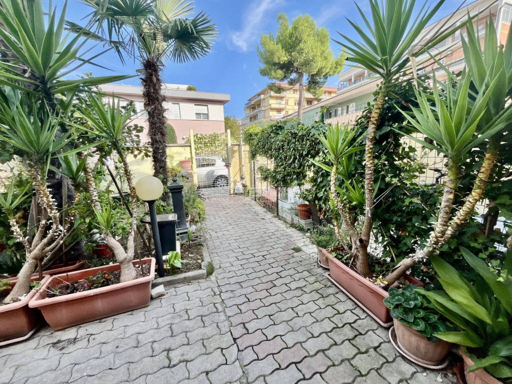 Villa a Pescara in Via dei Peligni - Foto 4