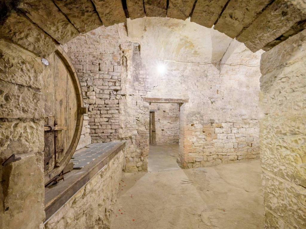 Loft / open space a Gubbio in Via Cleofe Borromei - Foto 5