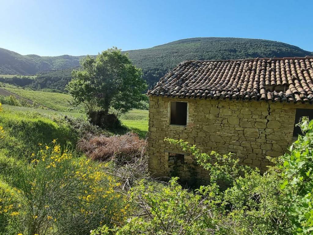 Rustico / casale a San severino marche in PITINO - Foto 2