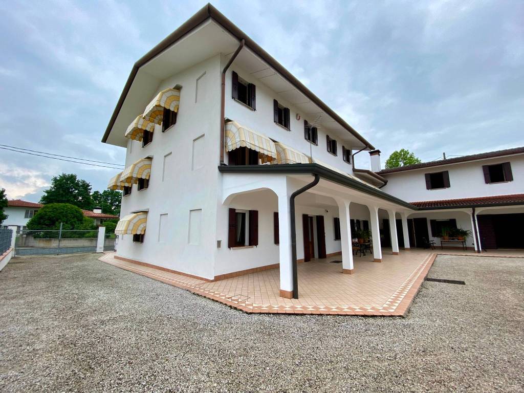 Rustico / casale a Villa del conte in Via Pelosa - Foto 2