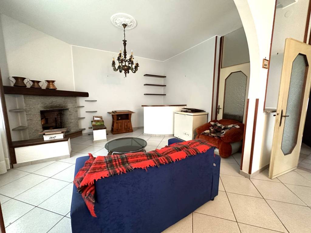 Casa indipendente a Vistarino in via case nuove buttirago, 10 - Foto 3