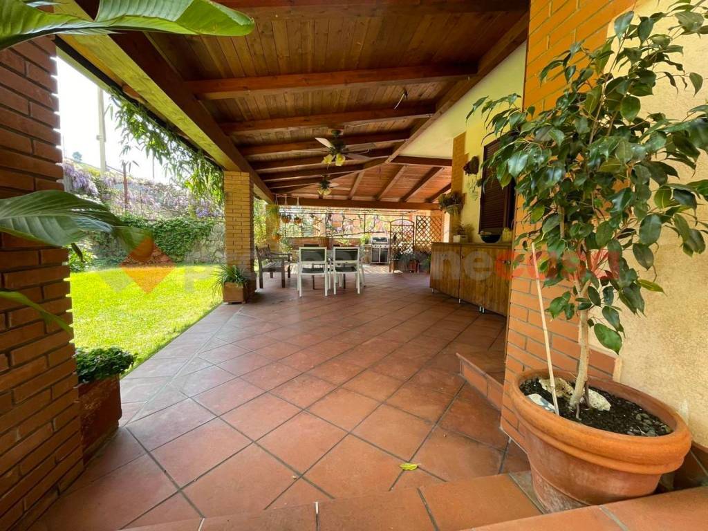 Villa a Sperlonga in Via Fontana della Camera, 635 - Foto 3