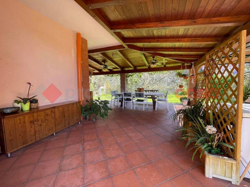 Villa a Sperlonga in Via Fontana della Camera, 635 - Foto 4