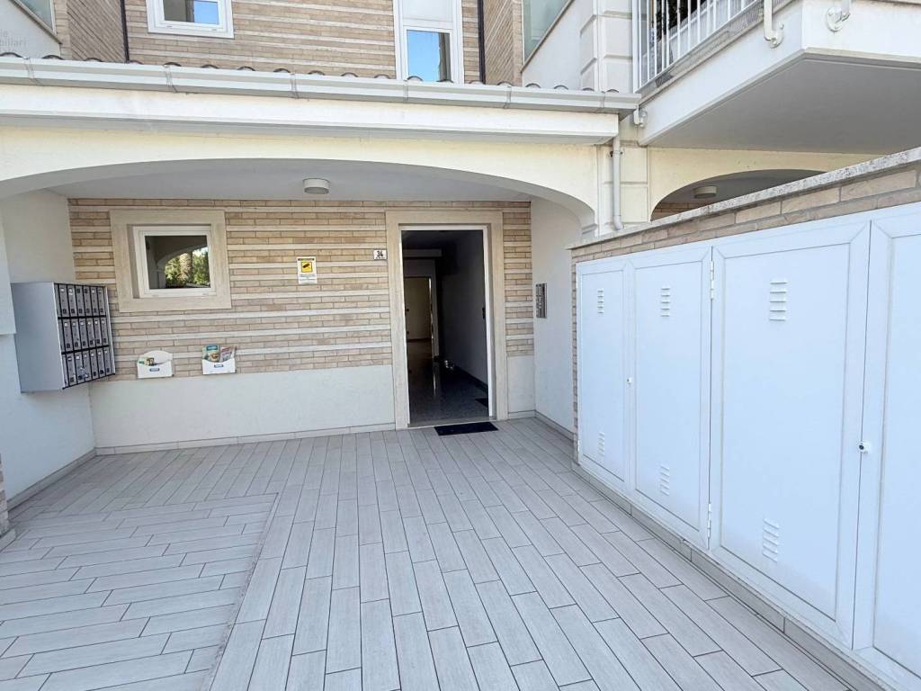 Appartamento a San benedetto del tronto in via Fratelli Cervi, 34 - Foto 2