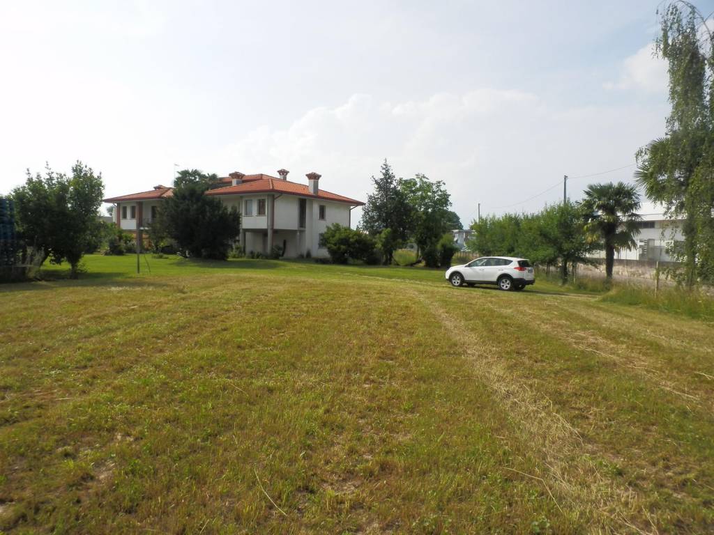 Terreno a Pordenone in Via delle Crede, 16 - Foto 4