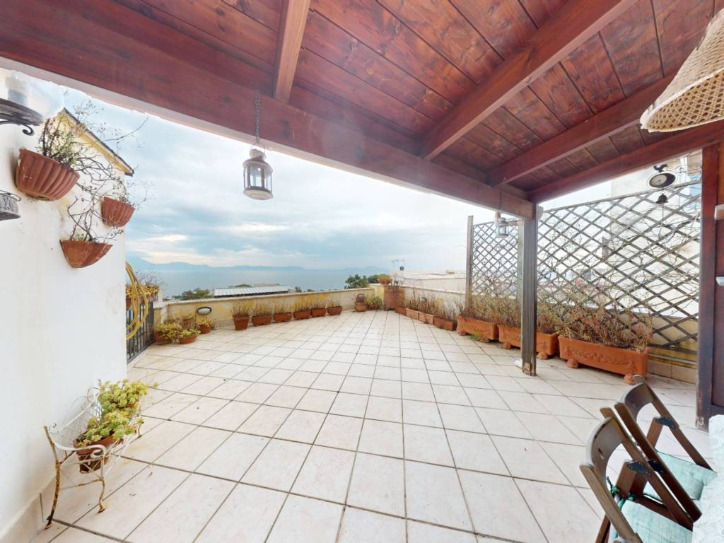 Appartamento a Napoli in Piazzetta Solofrano - Foto 3