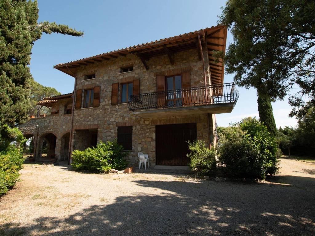Rustico / casale a Castiglione del lago in castiglione del lago - Foto 5