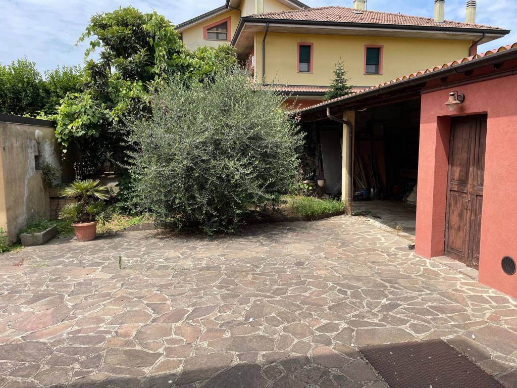 Villa a Boffalora d'adda in Via Umberto I, 21 - Foto 2