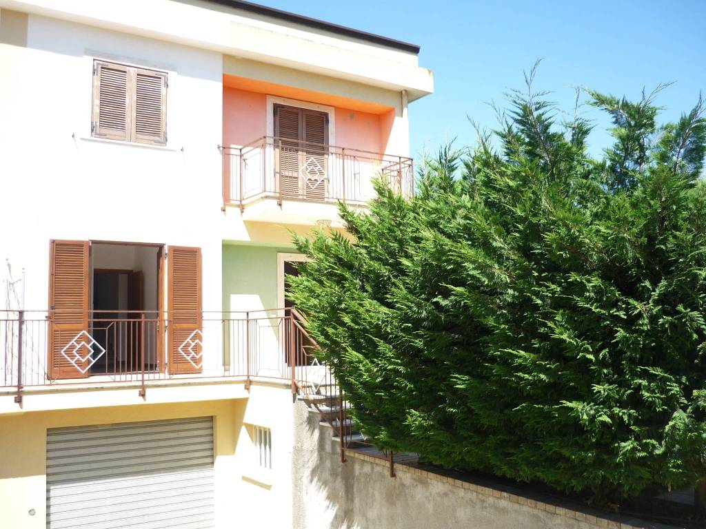 Villetta a schiera a Crotone in Via Umbriatico - Foto 5