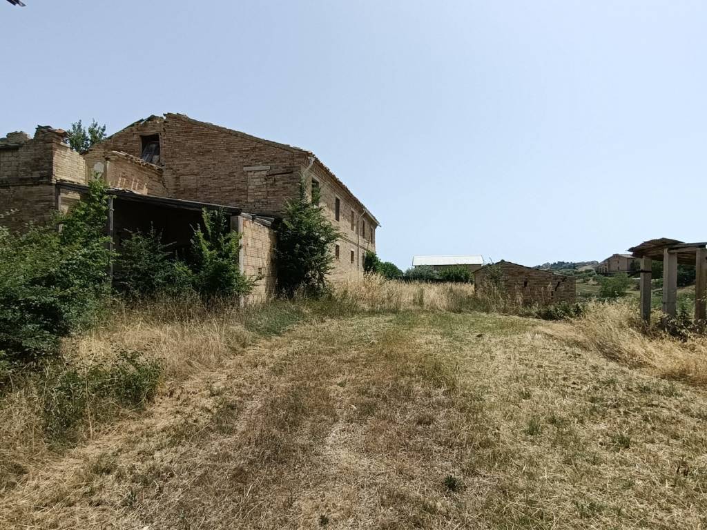 Rustico / casale a Monte san giusto in Via San Tossano - Foto 2