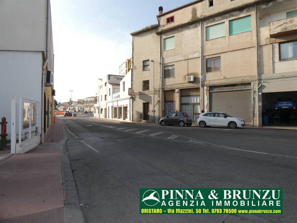Immobile a Oristano in Via Sardegna, 164 - Foto 2