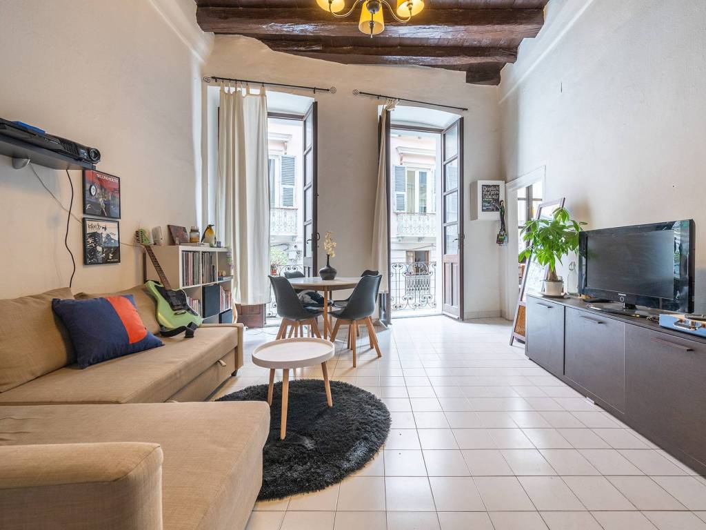 Palazzo / stabile a Cagliari in Piazza Martiri d'Italia, 1 - Foto 4